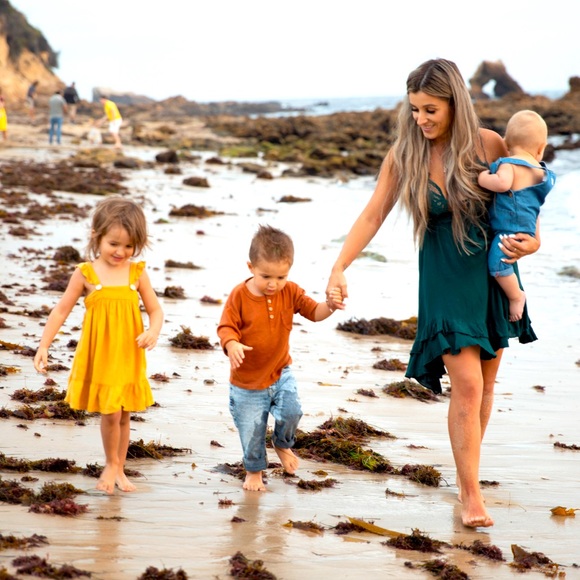 Meet your Posher, Brianna - Picture 3 of 5